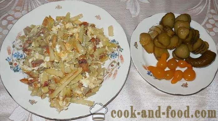 Ocvrt krompir v ponvi z slanino in jajca - kako kuhati okusne ocvrte krompir in pravilno, korak za korakom recept s fotografijami.