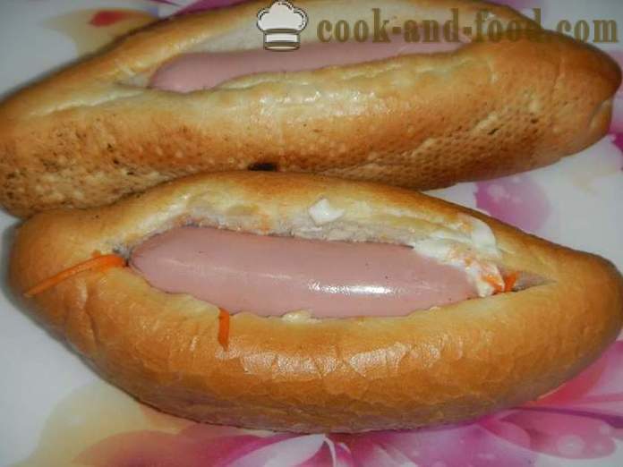 Okusne domače hot dog - kako narediti hot dog, korak za korakom recept s fotografijami.