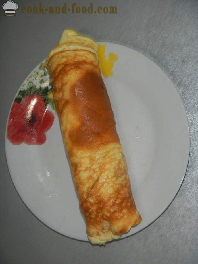 Roll na Kajgana z sveži sir, in jeseter - kako kuhati omletny roll z nadevom, korak za korakom recept s fotografijami.