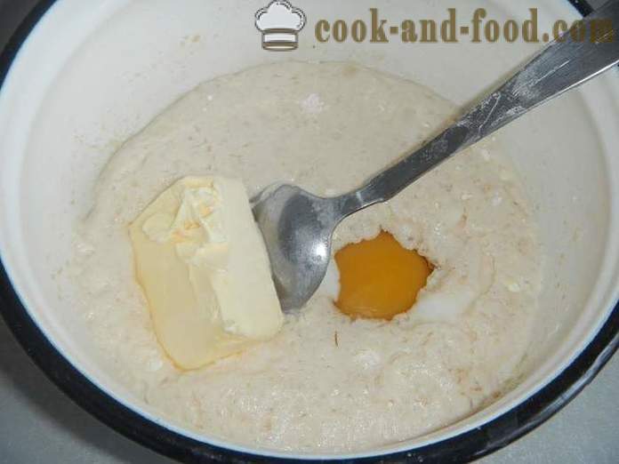 Bujne kvas krofi polnjeni z marmelado - kako narediti krofe na suhi kvas in mleko, korak za korakom receptov fotografije