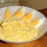 Okusno hladno jed na mizo počitnice: sir, česen, jajce, majoneza - kaj bi lahko bilo lažje (recept s sliko)