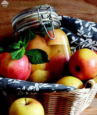 Marmelada, sok in kompot: 5 recepti jabolk za zimo