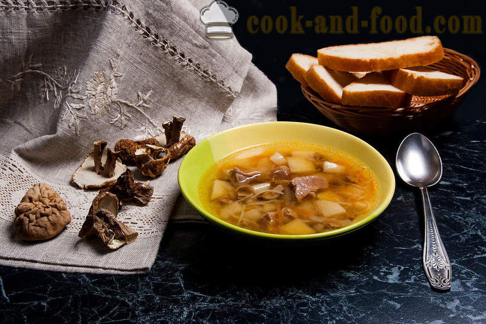 Recept za gobova juha z belimi gob in testenin - video receptov doma
